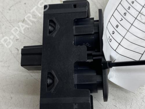 Used Warning switch Warning switch DACIA SANDERO II TCe 90 (B8M1, B8MA, B8AC) (90 hp) 34148990 34148990