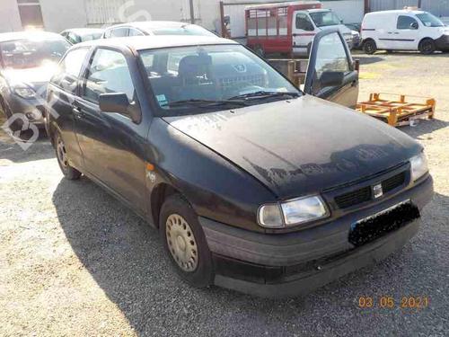 Right front indicator SEAT IBIZA II (6K1) 1.0 | BP22855237C33 