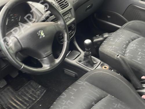 Right mirror PEUGEOT 206 SW (2E/K) 2.0 HDi | BP22852304C27 