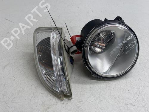 Intermitente delantero izquierdo RENAULT TWINGO II (CN0_) 1.2 16V (CN04, CN0B) (75 hp) 29528984