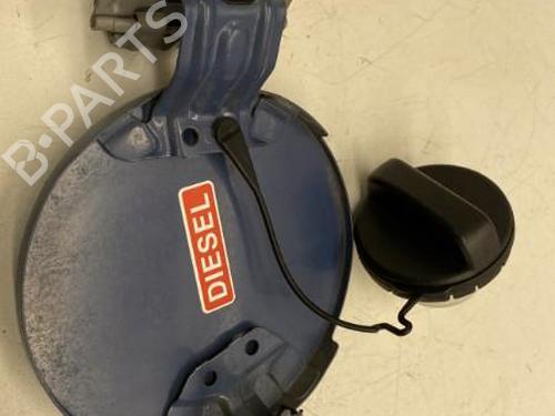 Used Fuel flap TOYOTA YARIS (_P9_) 1.4 D-4D (NLP90_, NLP90R) (90 hp) 22849355