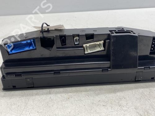 Used Climate control Climate control BMW 7 (E38) 730 d (193 hp) 33995440 33995440