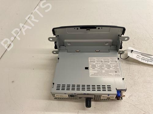 Used Radio Radio DACIA DUSTER (HM_) 1.5 dCi 115 (HMAD) (116 hp) 36394941 36394941