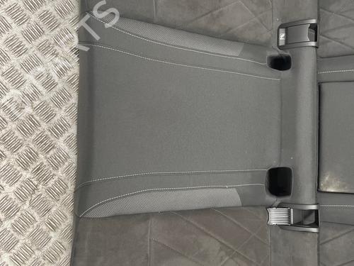 Rear seat VW GOLF VIII (CD1, DA1) 1.4 GTE Plug-in Hybrid | BP39214247C17  - Image 6