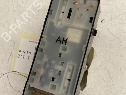 Used Right front window switch NISSAN MICRA IV (K13K, K13KK) 1.2 DIG-S (98 hp) 22863496