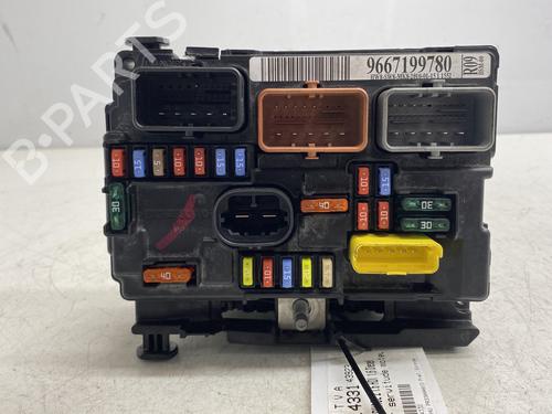 Used Fuse box Fuse box PEUGEOT 207 (WA_, WC_) 1.6 HDi (90 hp) 29139285 29139285