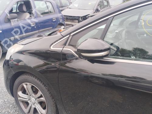 Left headlight PEUGEOT 208 I (CA_, CC_) 1.2 VTI 82 | BP30736891C28 