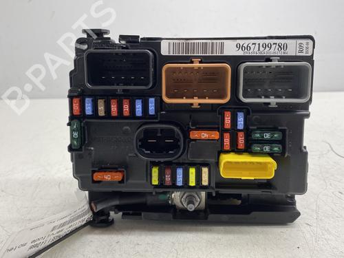 Used Fuse box CITROËN C3 II (SC_) 1.4 HDi 70 (SC8HZC, SC8HR0, SC8HP4) (68 hp) 29299430