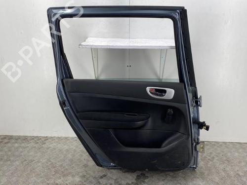 Used Left rear door Left rear door 22849136 22849136