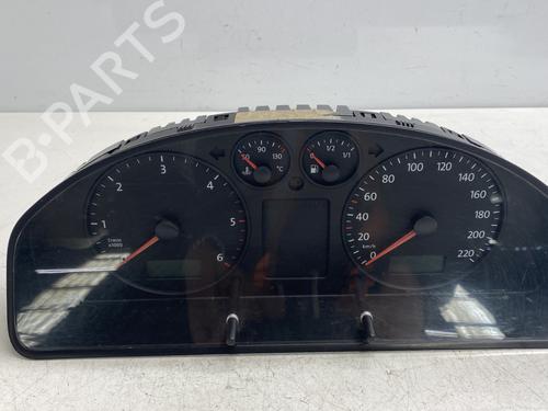Kombinert Instrument VW TRANSPORTER T5 Van (7HA, 7HH, 7EA, 7EH) 1.9 TDI (84 hp) 29139419