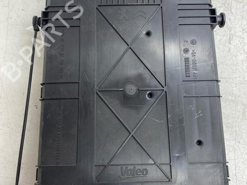 Used Fuse box Fuse box 36169715 36169715
