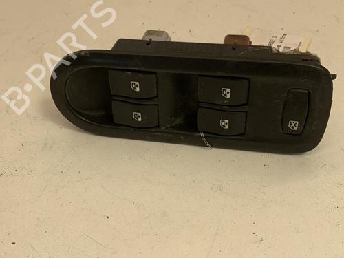 Used Switch RENAULT SCÉNIC II (JM0/1_) 1.5 dCi (JM1E, JM16) (106 hp) 22852987