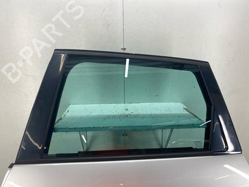 Used Left front door Left front door 38585438 38585438