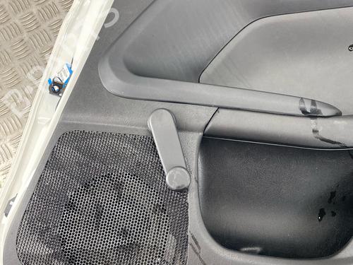 Used Right rear door Right rear door 37180462 37180462