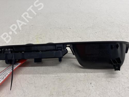 switch-ford-kuga-ii-dm2-2012-31660826 main image