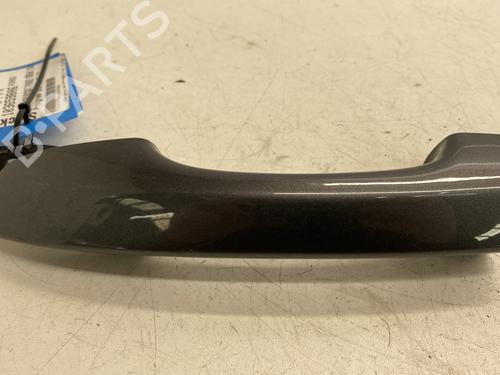 Used Front right exterior door handle VW PASSAT B8 Variant (3G5, CB5) 2.0 TDI (150 hp) 24657645