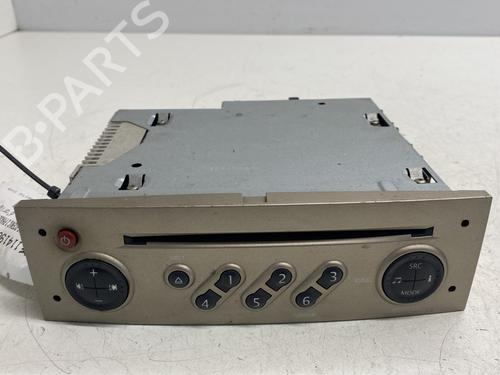 Sistema audio RENAULT SCÉNIC II (JM0/1_) 1.9 dCi (JM14) (131 hp) 29968950