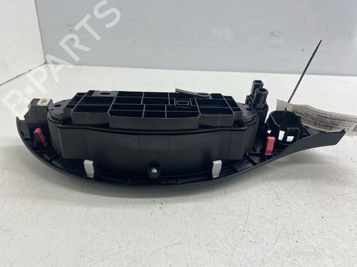 Used Climate control Climate control 38186542 38186542