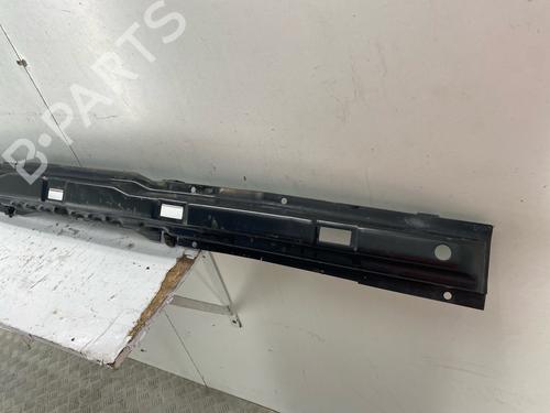 Used Rear bumper reinforcement Rear bumper reinforcement 38724115 38724115