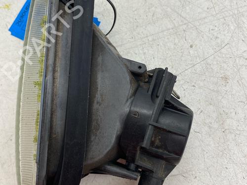Used Right front fog light Right front fog light 38332309 38332309
