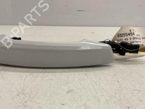 Used Front left exterior door handle AUDI A3 Sportback (8VA, 8VF) 2.0 TDI (150 hp) 22862439