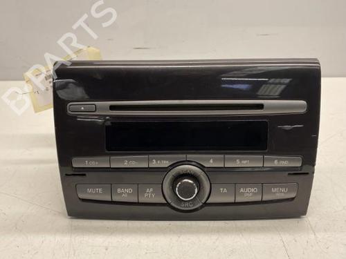 Used Radio Radio FIAT BRAVO II (198_) 1.9 D Multijet (198AXB1A) (120 hp) 22863408 22863408