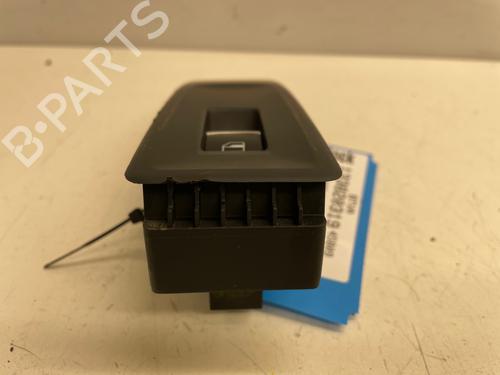 Used Right front window switch Right front window switch VW GOLF VI (5K1) 2.0 TDI (110 hp) 39931047 39931047