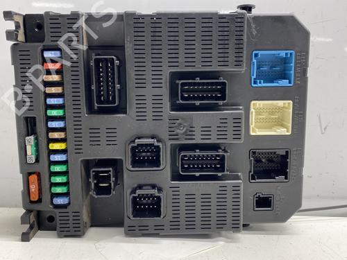 Used Fuse box CITROËN C4 I (LC_) 2.0 16V (140 hp) 22859272