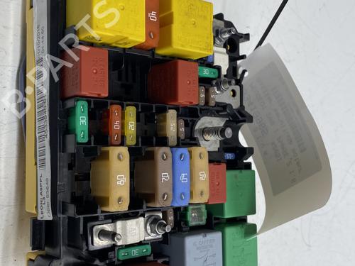 Used Fuse box PEUGEOT 208 I (CA_, CC_) 1.6 BlueHDi 100 (100 hp) 22860375