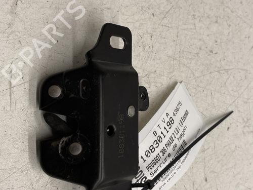 Used Tailgate lock PEUGEOT 306 Hatchback (7A, 7C, N3, N5) 1.8 16V (110 hp) 29299231