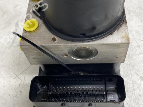 Used ABS pump ABS pump MINI MINI (R50, R53) Cooper (116 hp) 24233872 24233872