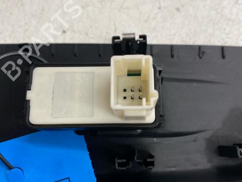 Right front window switch OPEL CORSA F (P2JO) 1.2 (68) | BP38955642I26 - Image 3