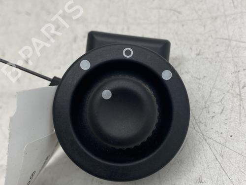 Used Mirror switch DACIA SANDERO II TCe 90 (B8M1, B8MA, B8AC) (90 hp) 28568013
