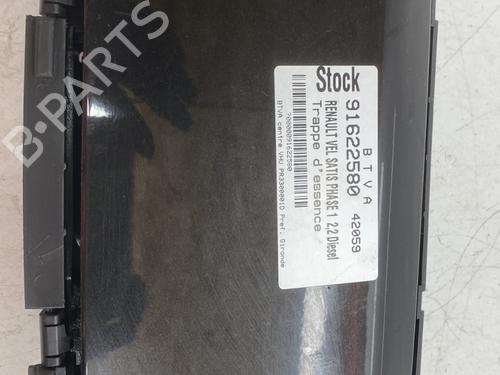 Used Fuel flap RENAULT VEL SATIS (BJ0_) 2.2 dCi (BJ0E, BJ0F) (150 hp) 24657704