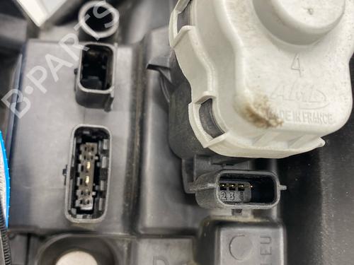 Used Right headlight Right headlight RENAULT LAGUNA Coupe (DT0/1) 2.0 dCi GT (DT11, DT1E, DT1N) (178 hp) 34556844 34556844