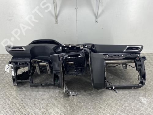 Used Dashboard PEUGEOT 3008 II SUV (MC_, MR_, MJ_, M4_) 1.2 THP/ PureTech 130 (MRHNSM, MRHNSU, MRHNSJ, MRHNYW,... (131 hp) 28168221