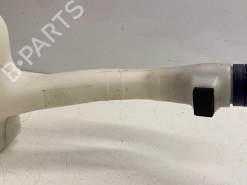 Used Windscreen washer tank Windscreen washer tank 22861370 22861370