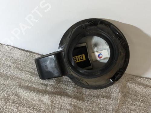 Fuel flap PEUGEOT 208 I (CA_, CC_) 1.6 HDi / BlueHDi 75 | BP22857545C131