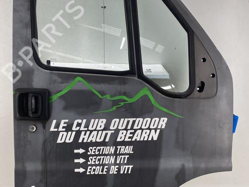 Used Right front door PEUGEOT BOXER Van (244) 2.8 HDi (128 hp) 29139484