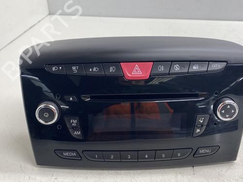 Used Radio Radio LANCIA YPSILON (312_) 0.9 TwinAir (312.PXG11, 312.PXG1A, 312.YXG11, 312.YXG1A) (86 hp) 34149360 34149360
