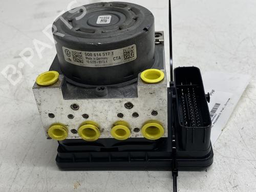 Used ABS pump AUDI A3 Sportback (8VA, 8VF) S3 quattro (300 hp) 23133245