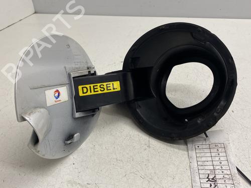 Fuel flap PEUGEOT 208 I (CA_, CC_) 1.6 HDi / BlueHDi 75 | BP28381644C131