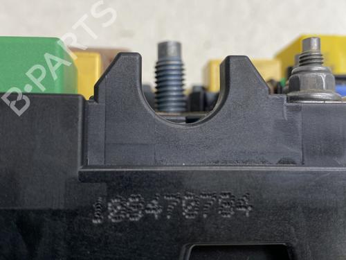 Fuse box PEUGEOT 308 II (LB_, LP_, LW_, LH_, L3_) 1.6 BlueHDi 120 | BP27586423E1 