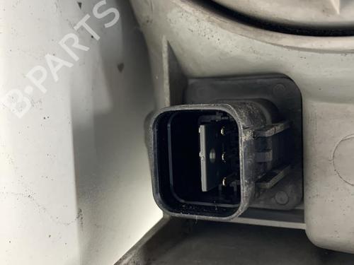 Right headlight HYUNDAI H-1 / STAREX Bus (A1) 2.5 TCi | BP22857627C29 