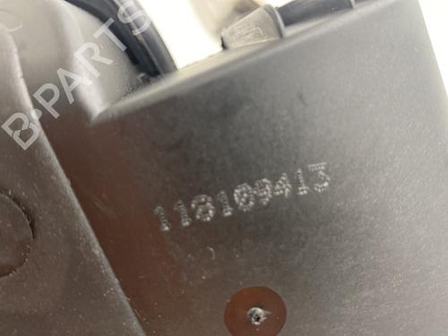 fuel-flap-mercedes-benz-c-class-w204-2007-2008-2009-2010-2011-2012-2013-2014-2015-32204273 main image