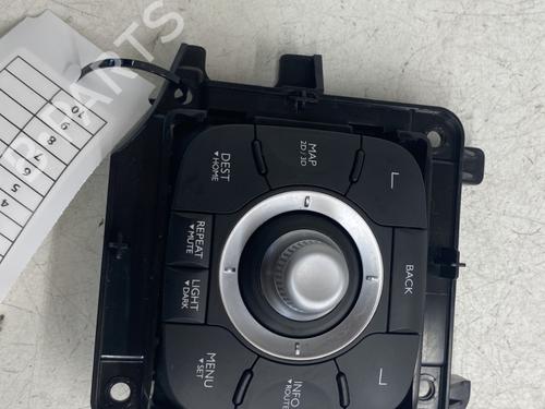 Used Switch RENAULT MEGANE III Grandtour (KZ0/1) 1.2 TCe (KZ2B, KZ11) (116 hp) 30848349