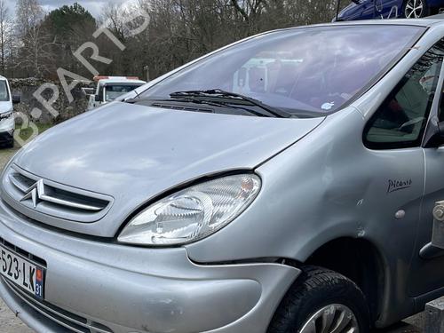 Left headlight CITROËN XSARA PICASSO (N68) 2.0 HDi | BP23852484C28 