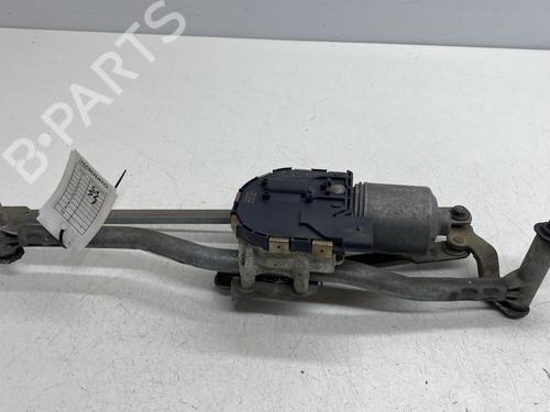 Used Front wiper motor AUDI A3 Sportback (8PA) 2.0 TDI 16V (140 hp) 28102181