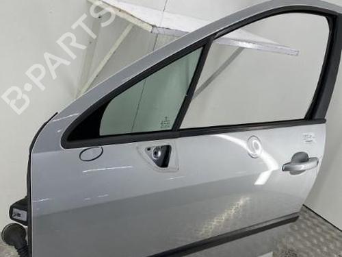 Used Left front door Left front door 22849387 22849387