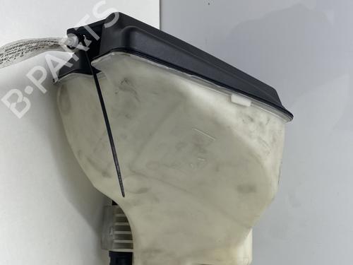 windscreen-washer-tank-bmw-3-e46-1997-1998-1999-2000-2001-2002-2003-2004-2005-26274196 main image